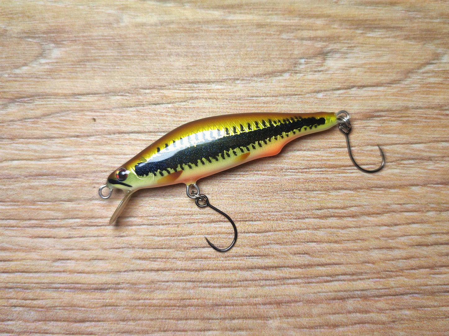 Veles handcrafted lure 50mm-3,3gr sinking
