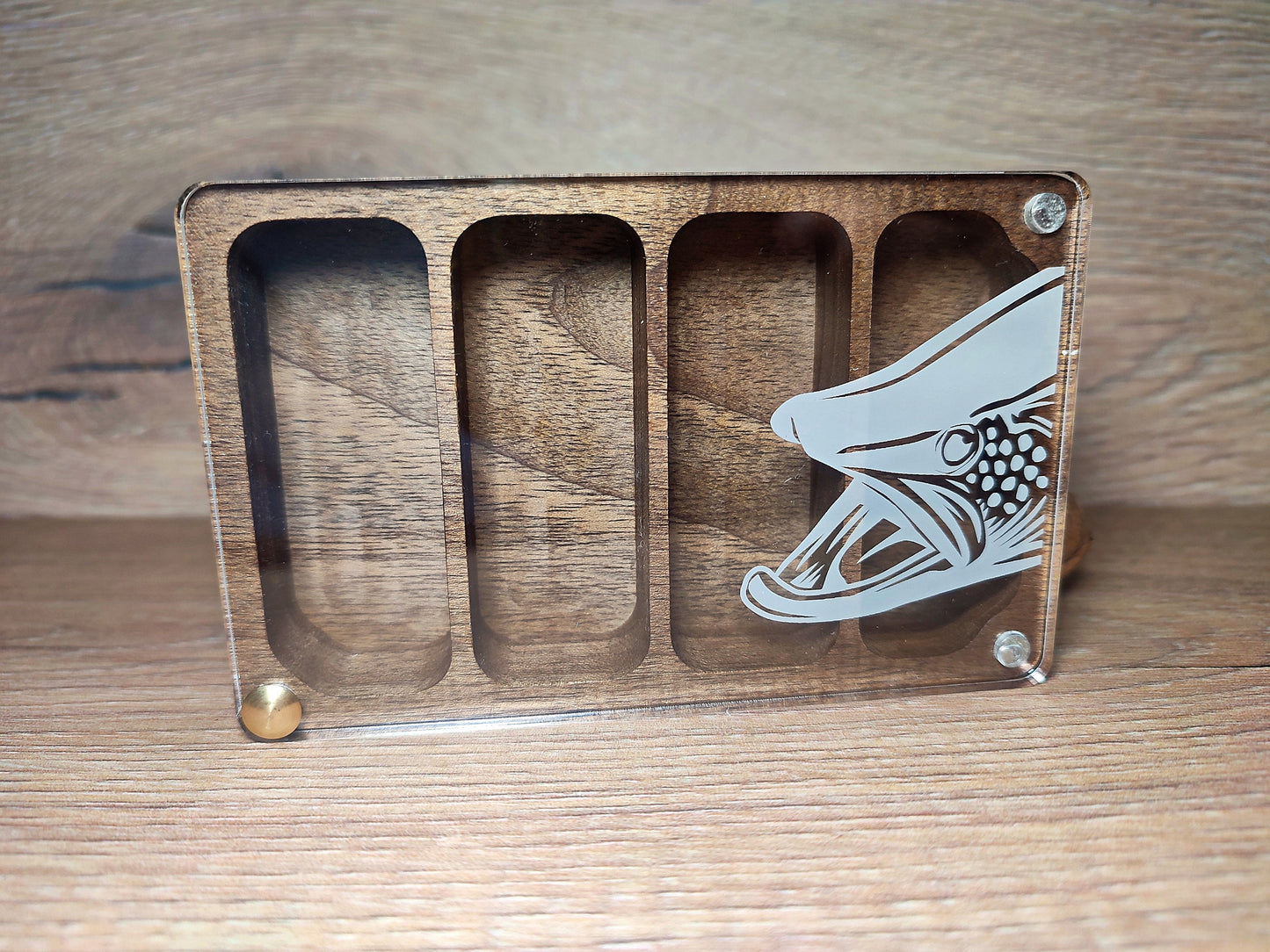 Fishing lure box 4 chambers