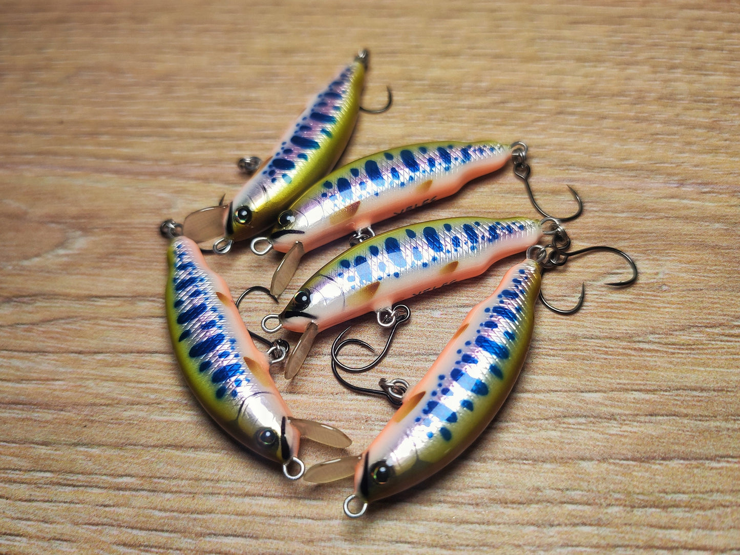 Veles handcrafted lure 40mm-2,8gr sinking