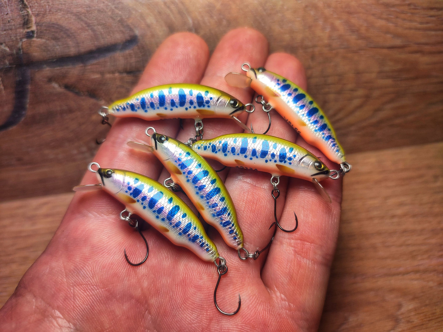 Veles handcrafted lure 40mm-2,8gr sinking