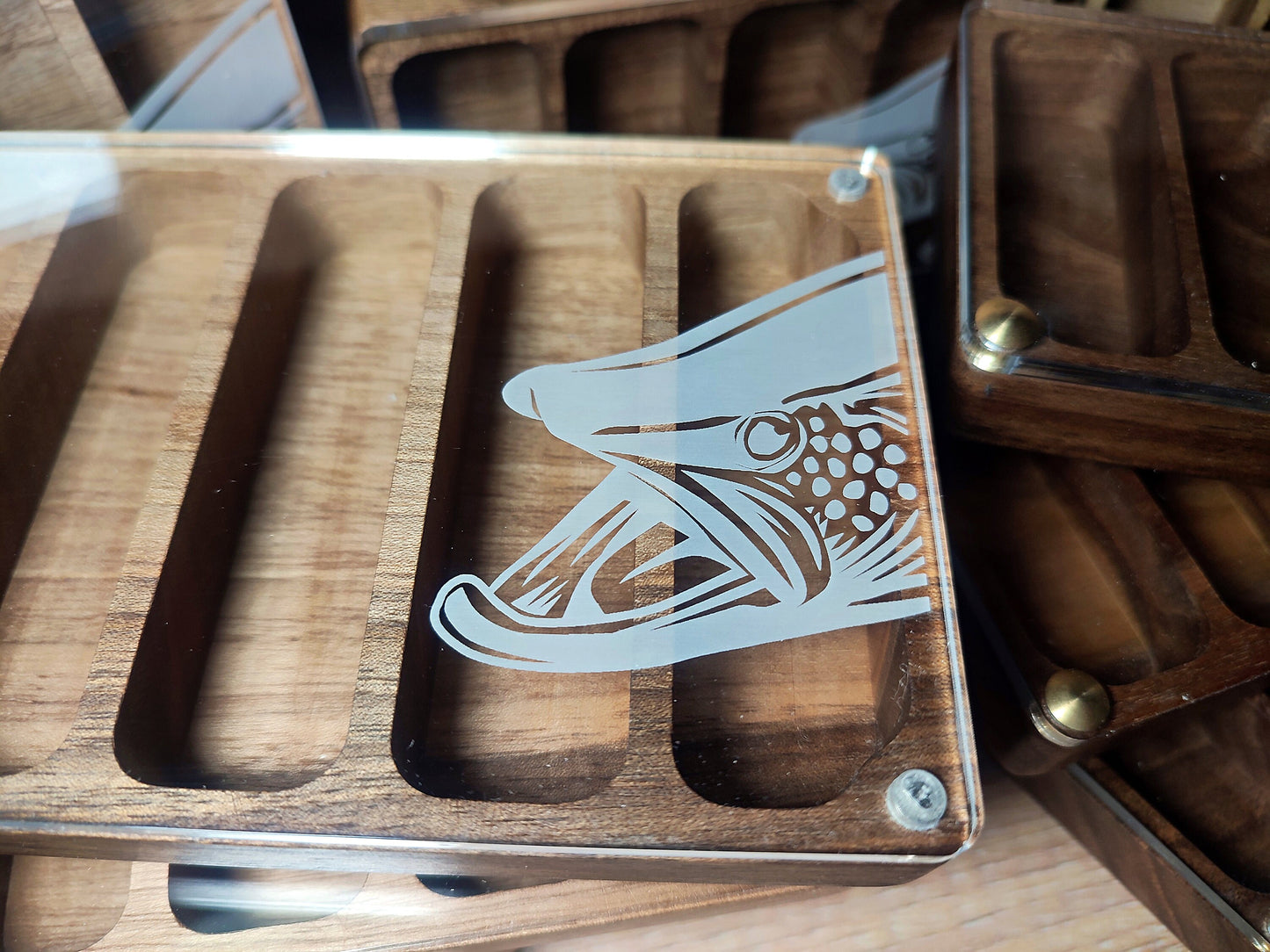 Fishing lure box 5 chambers