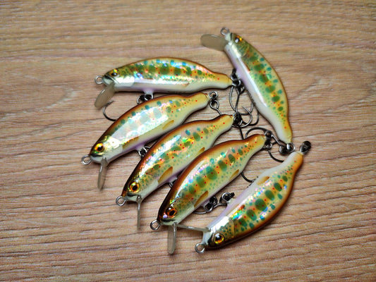 Veles lure. 45mm-3.5gr sinking Abalone shell finish
